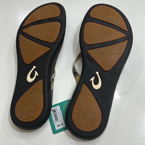 NWT Olukai Ho’Opio Sandals in Tan Snakeskin sz 9 Item# 7N - Picture 5 of 5
